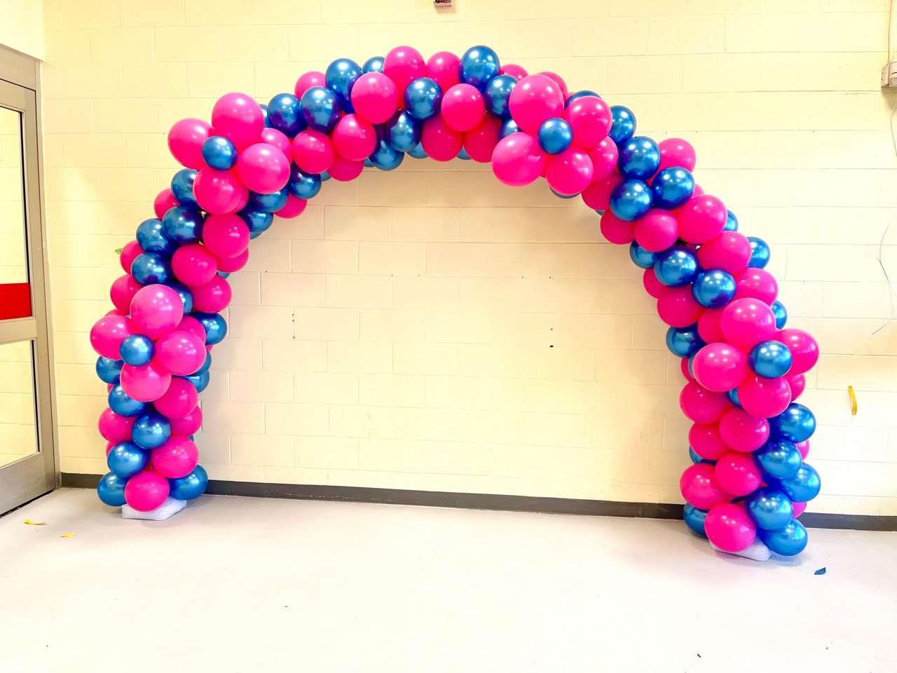 B009 Balloon Decoration / 气球布置