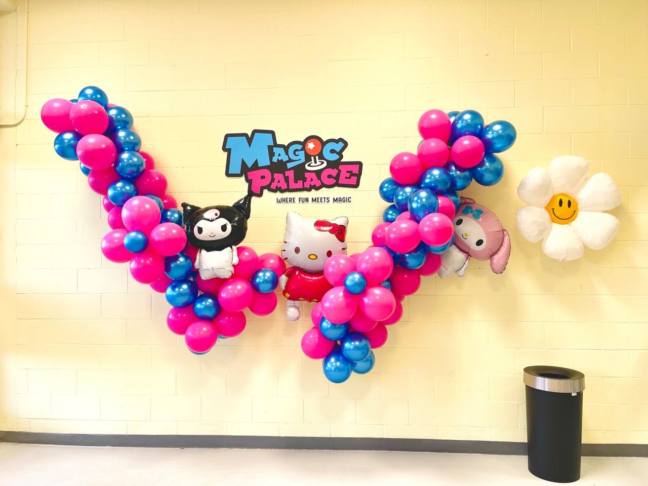 B008 Balloon Decoration / 气球布置